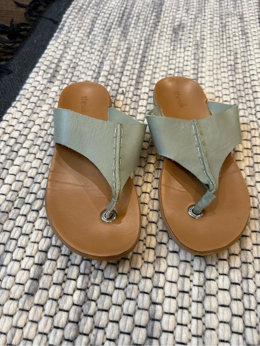 The Sak Women’s Leather Thong Sandal in Sage and Tan